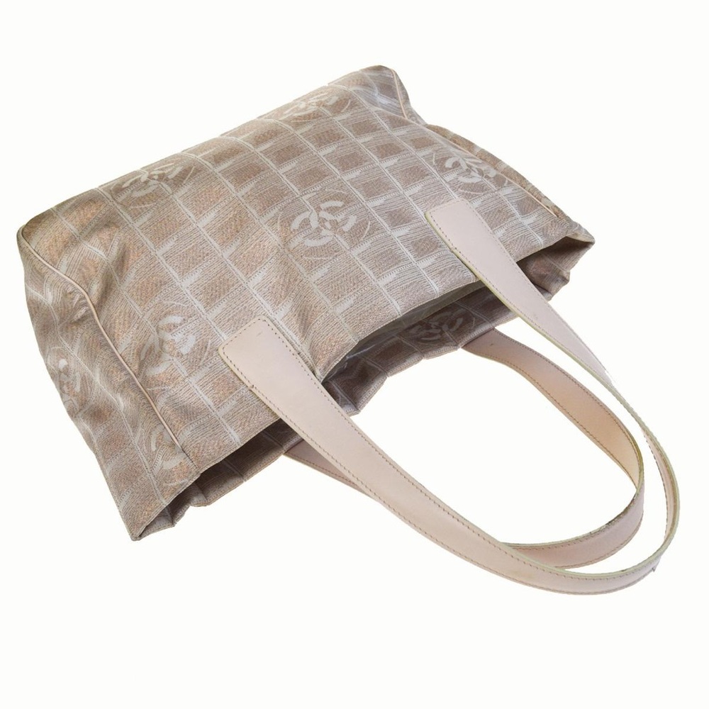 **SOLD**Authentic Chanel New Travel Line Tote** - Picture 4 of 8